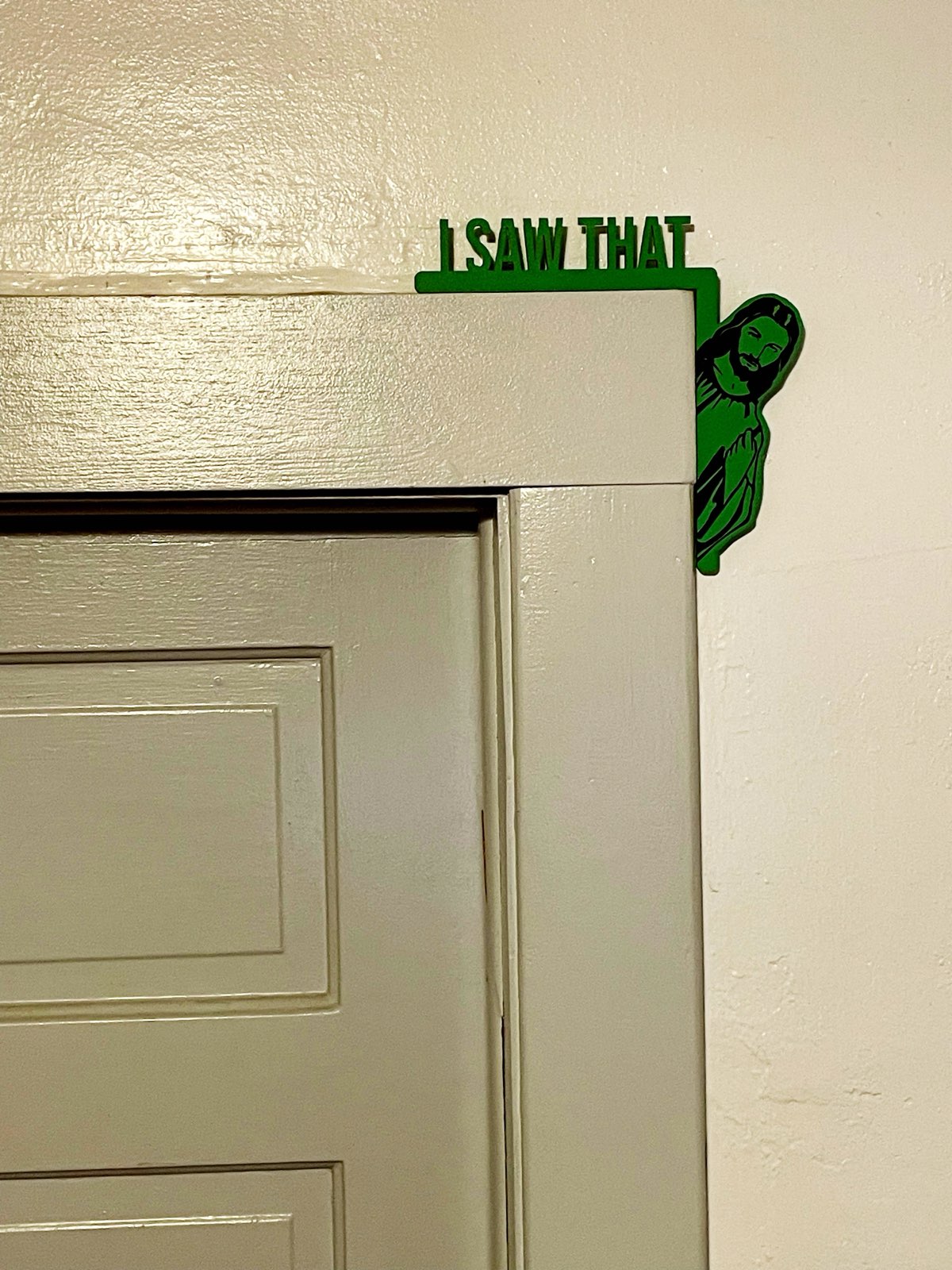 Peepin' Jesus Door Sitter